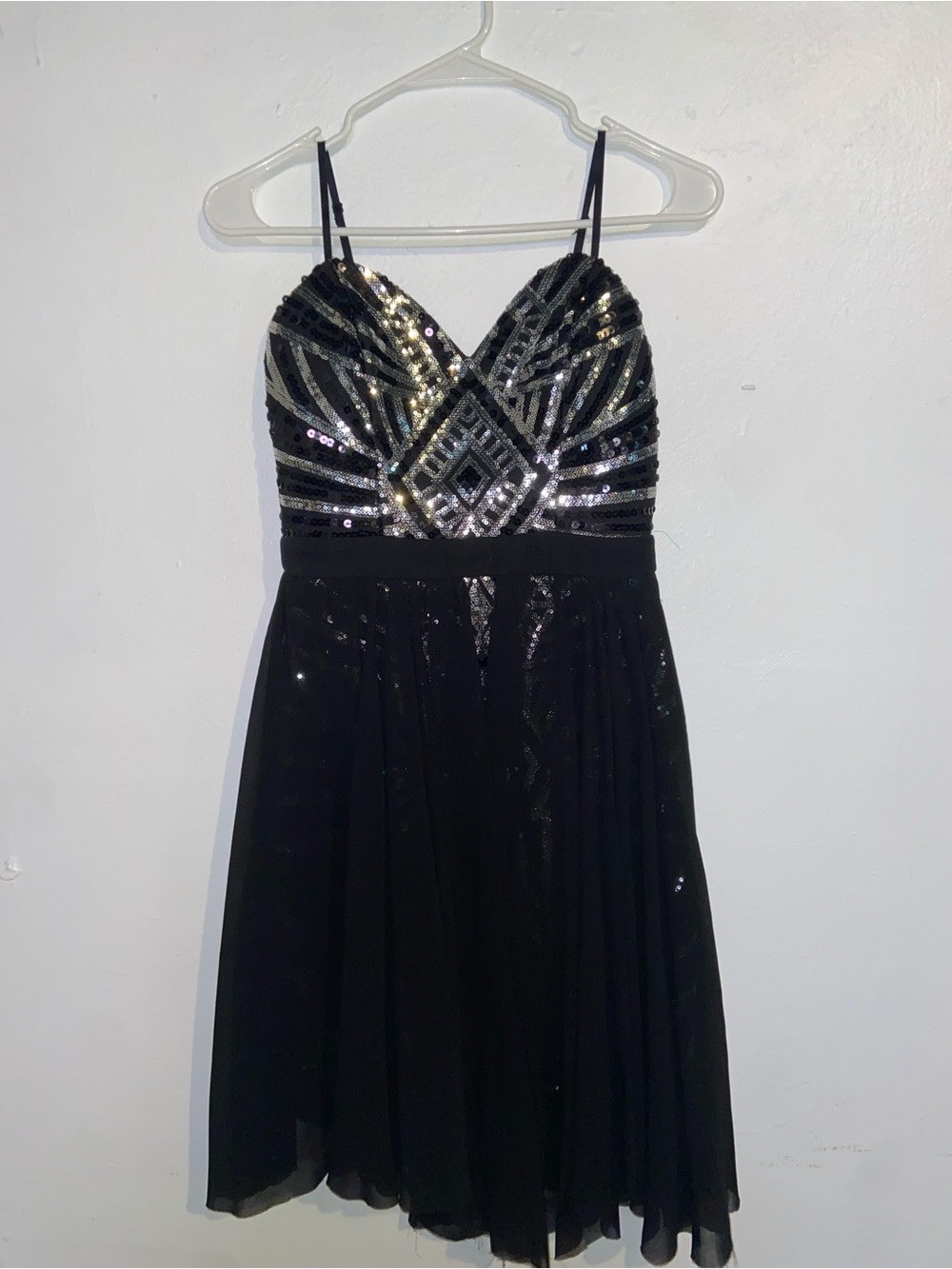 City Studio Black Sequin V-Neck Spaghetti Strap Prom Dress